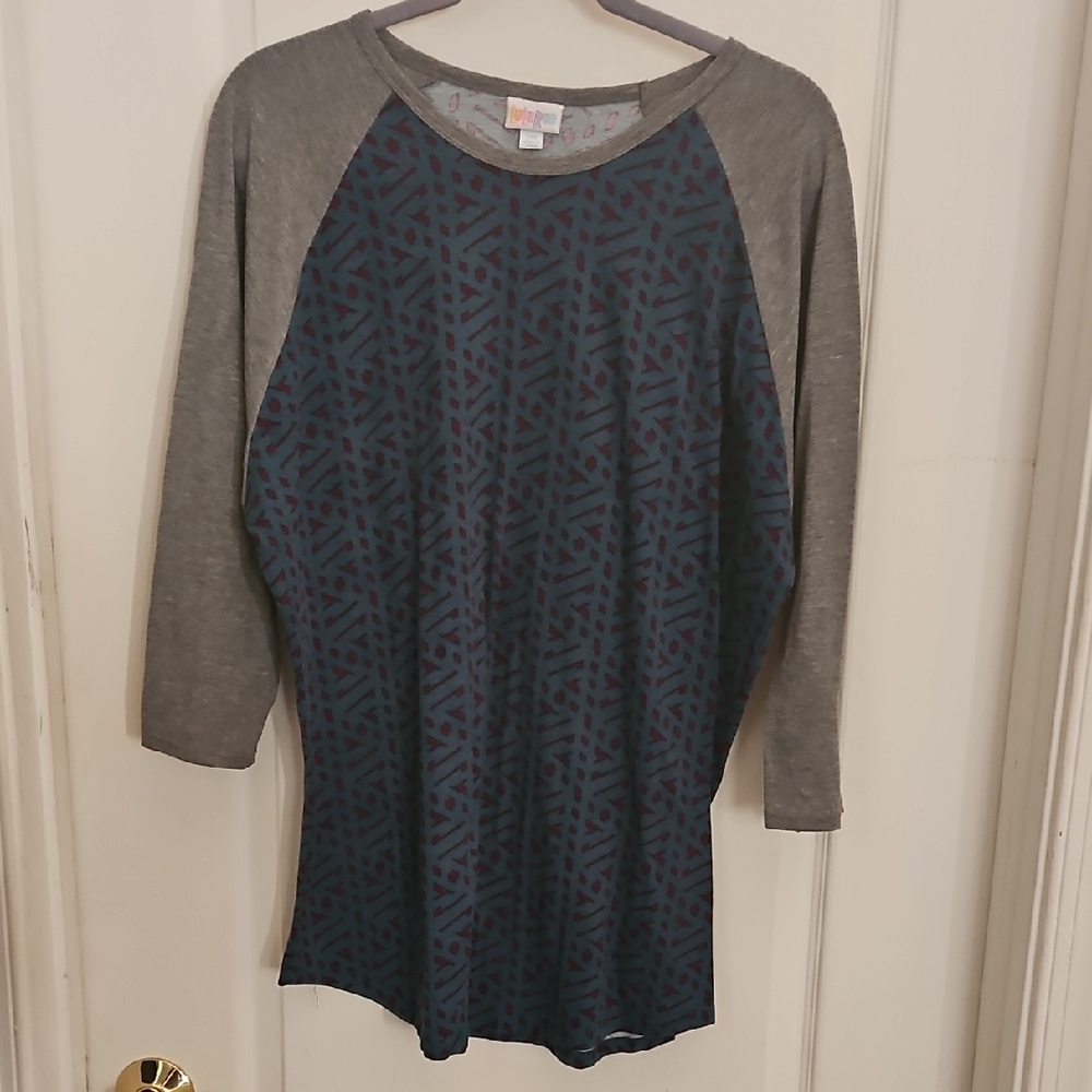 LuLaRoe Gray and Teal Patterned Top Size 2XL